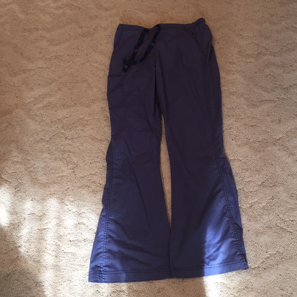 Wonder wink medium scrub bottom